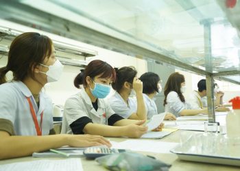 Nên học trường Cao đẳng Dược nào ở TPHCM là chất lượng nhất?