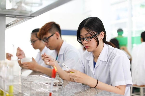 co-nen-hoc-cao-dang-duoc-khong