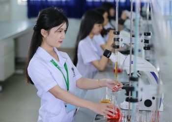 khong-gioi-sinh-co-hoc-duoc-duoc-khong