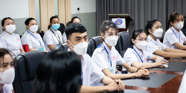 nganh-duoc-hoc-truong-nao-o-tphcm