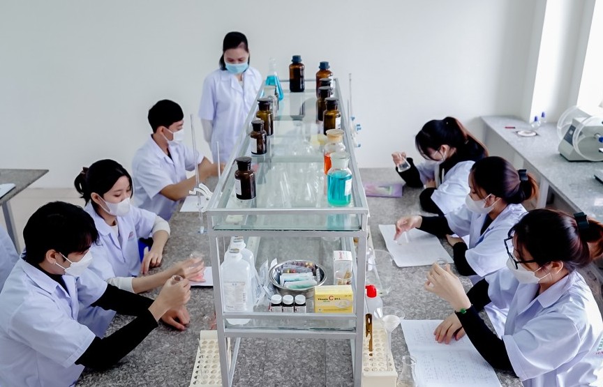 nganh-duoc-luong-bao-nhieu-2