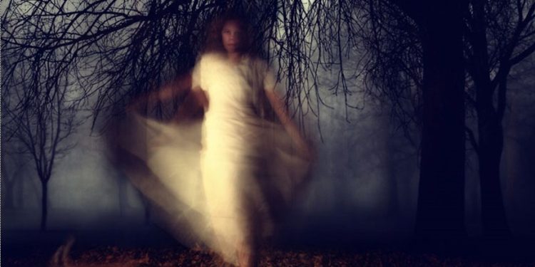 mo-thay-bi-ma-duoi-1