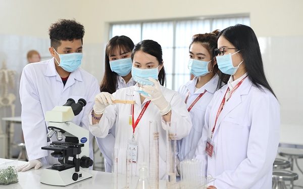 Muốn học ngành Y cần giỏi môn gì? Giải đáp chi tiết cho thí sinh